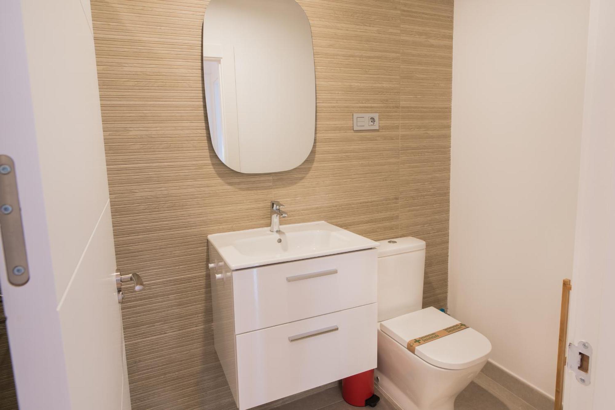 Lägenhet Cozy Modern Flat Terrace 2 Bedrooms 2 Bathrooms Málaga